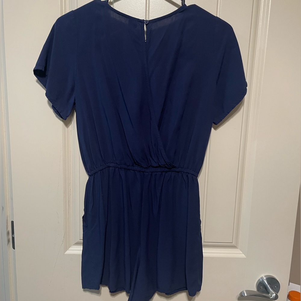 Navy romper - Picture 2 of 3